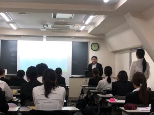 視能訓練士学科３年制　実習報告会