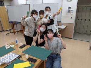 作業療法士学科　「基礎作業学実習」切り絵の作成(^^♪