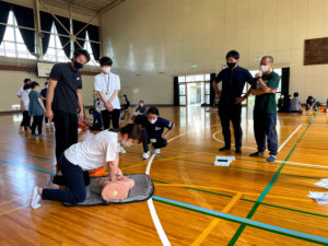 理学療法士学科　　『堺市立鳳中学校教職員対象　救命救急講習会』