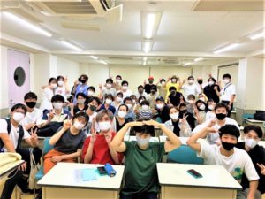 理学療法士学科　　『担任からのメッセージ③　～夜間部２年生～』