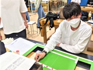 作業療法士学科　　『学内実習でいろいろな検査を体験します☆彡』