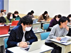 言語聴覚士学科　　『1年生　CBTを行いました☆彡』