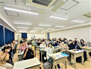 視能訓練士学科３年制　　『【外眼筋模型】作りました☆彡』