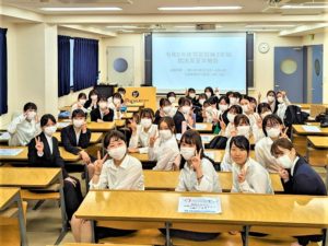 視能訓練士学科３年制　　『臨地実習報告会☆彡』