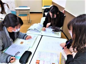 医療総合学科　　『もうすぐ眼科クリニックの見学実習②』