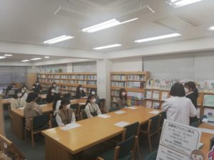 ２０２１年度　図書室利用説明会を実施しました♪