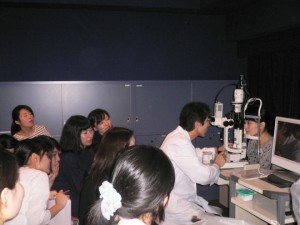 視能訓練士学科１年制　授業の様子を紹介します！