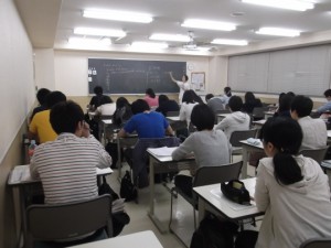 言語聴覚士学科　2年生が「模擬試験」後に補講を実施しました！