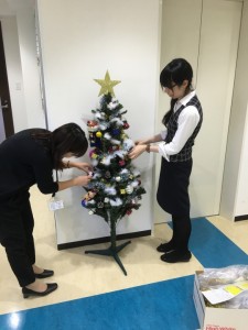 診療情報管理士学科　クリスマスツリーを設置しました！