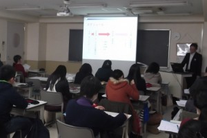 言語聴覚士学科　１年生が卒業研究オリエンテーションを行いました！