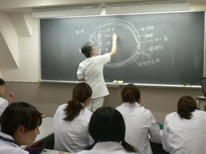 診療情報管理士学科　視能訓練士学科【昼間部１年制】内部進学コースの授業をご紹介！Vol.8