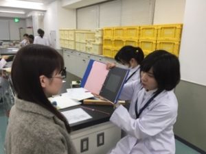 診療情報管理士学科　視能訓練士学科1年制　コラボ授業が行われました！