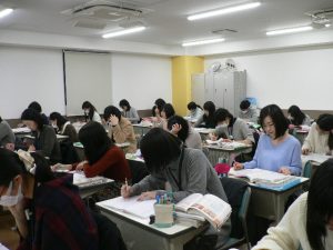 視能訓練士学科昼間部１年制　年末授業が始まりました！