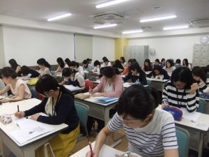 視能訓練士学科１年制　見学実習のガイダンスを行いました！